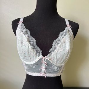 For Love & Llemons, Victoria’s Secret Lingerie Bra